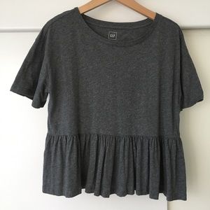 Gap crop peplum gray top